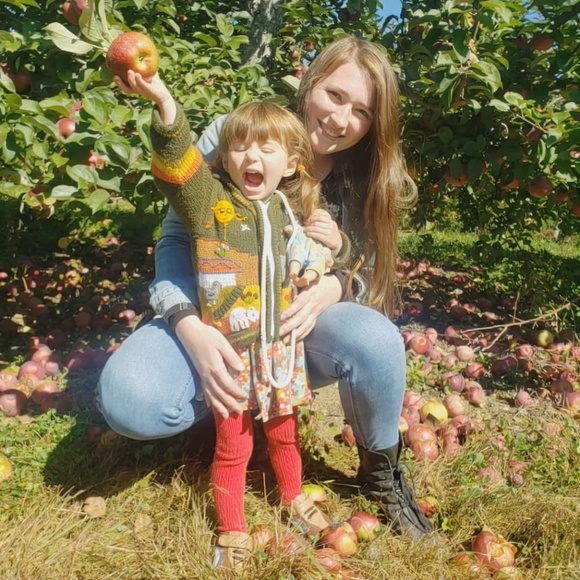 Meet the Posher: Paige! - Picture 2 of 7